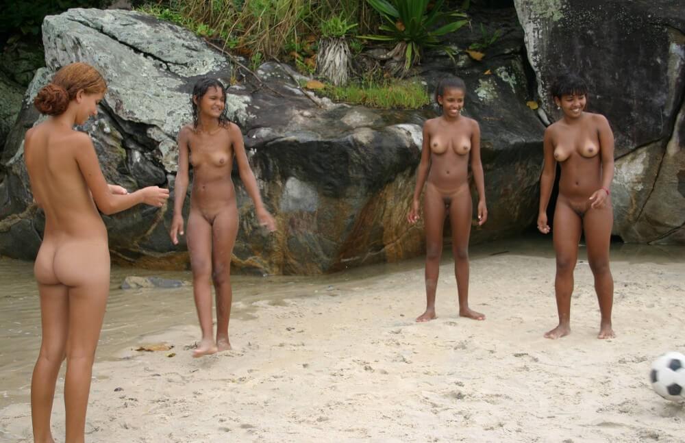 Brazilian Game Gathering gallery - Happiness is achieved through embracing naturism
