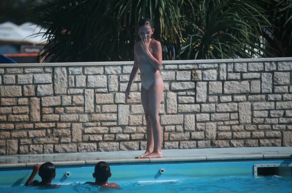 Naturist Pool-Side Singles photos - What did you know about nudism