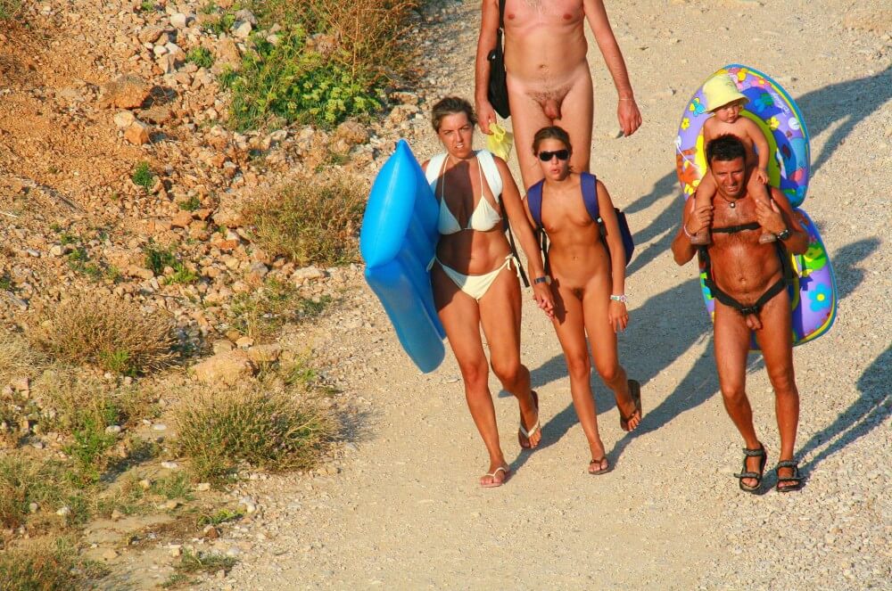 Ula FKK Beach Entry Hills pics - The practice of naturism fosters an atmosphere of trust and respect