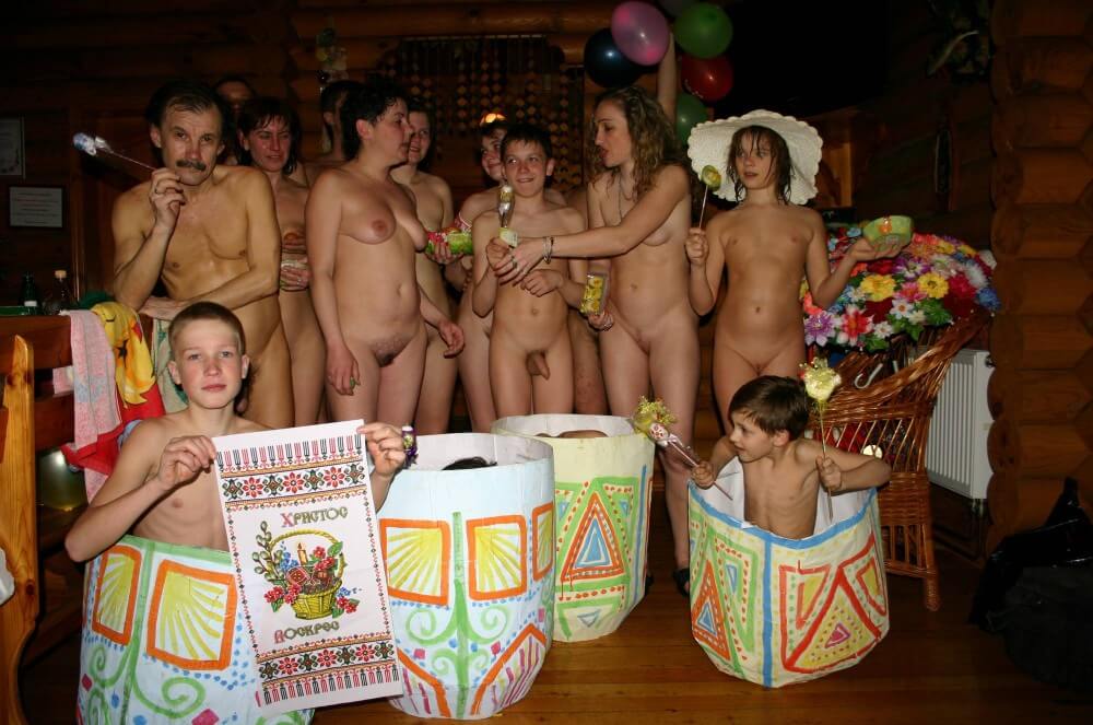 Easter Group Memories pics - Most nudists are motivated solely by a sense of comfort
