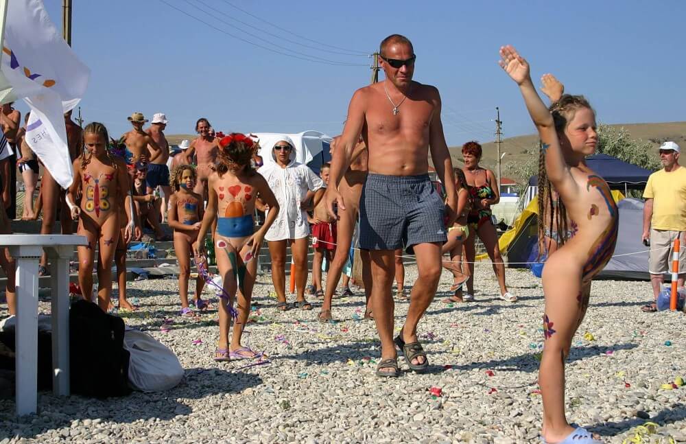 Beach Time Talent Show pics - Thoughts on Naturism