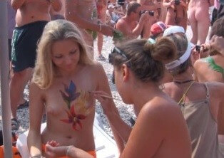 Neptune Ocean Festival # 2 Full HD - Simplicity and naturalness are valued in nudism