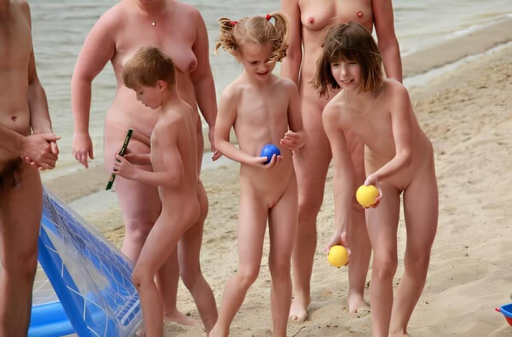Lezero family games big gallery - Naturism teaches respect for the natural world and for others