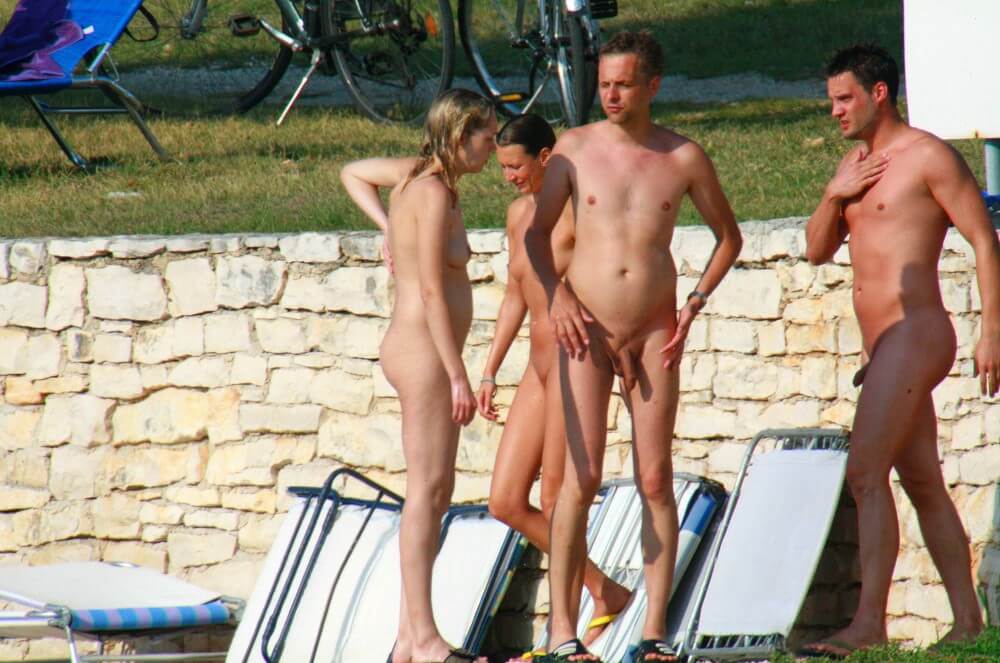 Ula FKK Couples Profile pics - The Naked Human Body