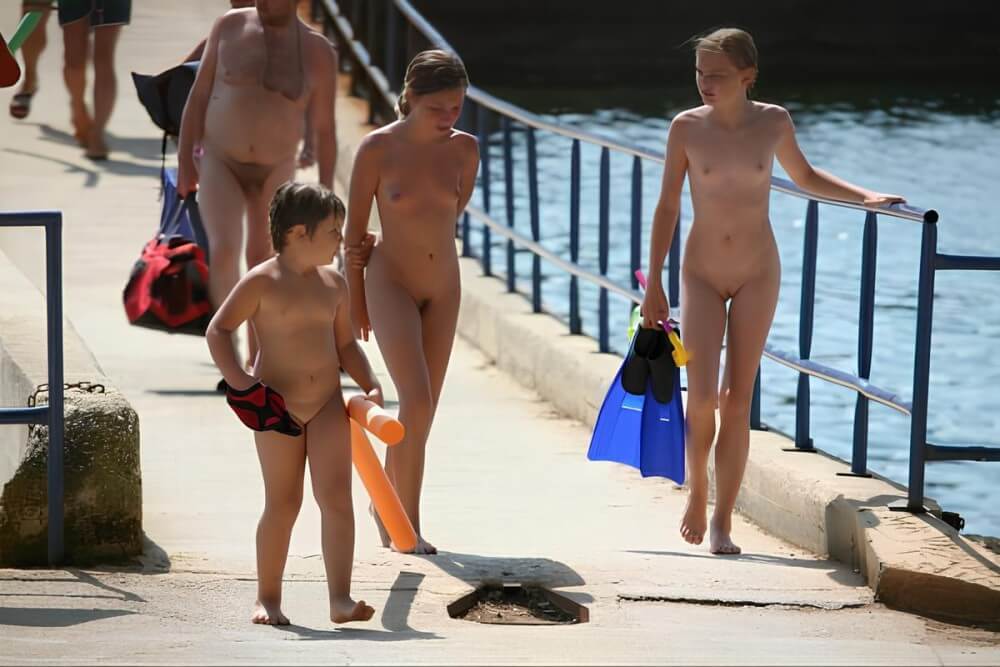 Naturism photo gallery # 11 - Clothing is also a mask for a nudist
