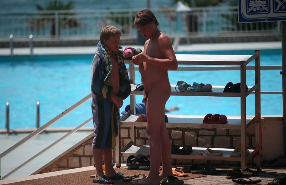 Scooter Travel Mid Day pics - Naturists love movement and activity