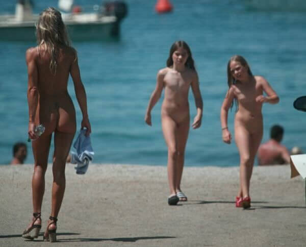The nudism country photos - Being naked fosters trust