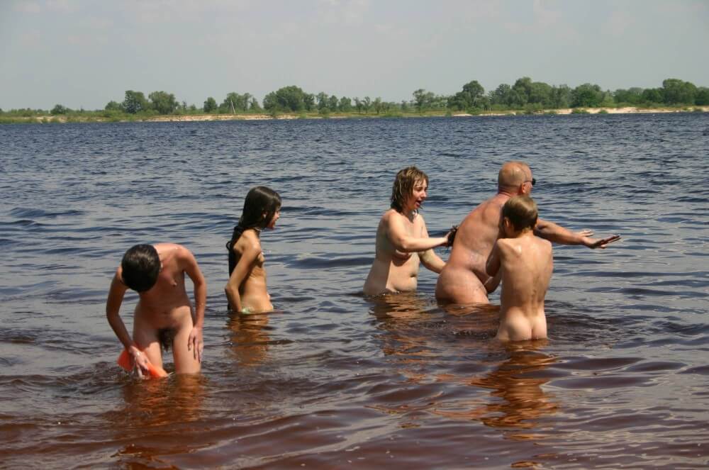 Kiev Water-Front Bathing pics - Visiting the Beach Without Clothes