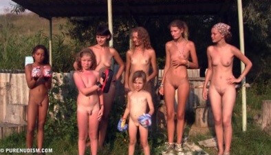 Coastral Paradise Full HD - Naturism and Nudism as a Path to Inner Freedom and Harmony