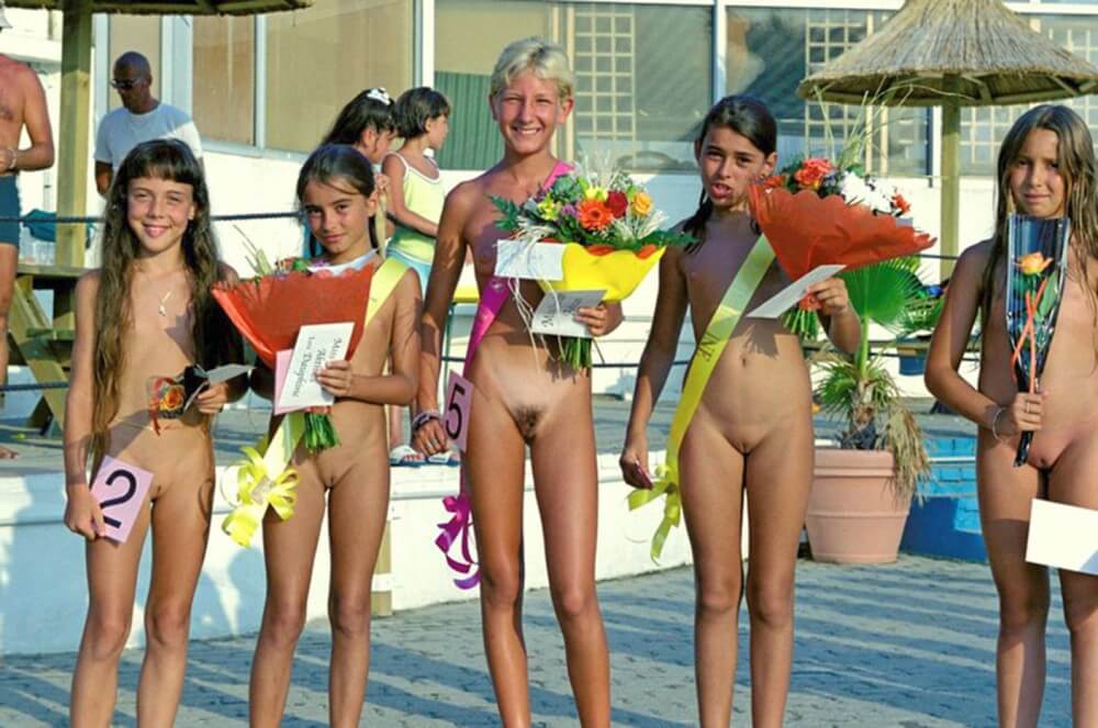 Beauty contest FR photos - The naked body is an expression of beauty