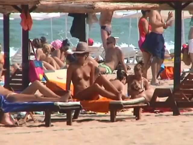 Beaches of solar Bulgaria - The idea of self-acceptance and self-respect is important among naturists