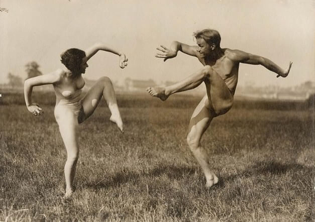 Jazz, dancing and naturism - Naturism promotes openness toward the body