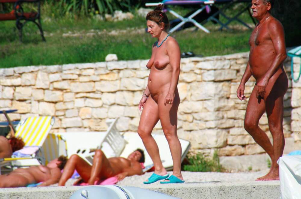 Ula FKK Wall-Side Passby photos - Nudity as a natural part of human existence