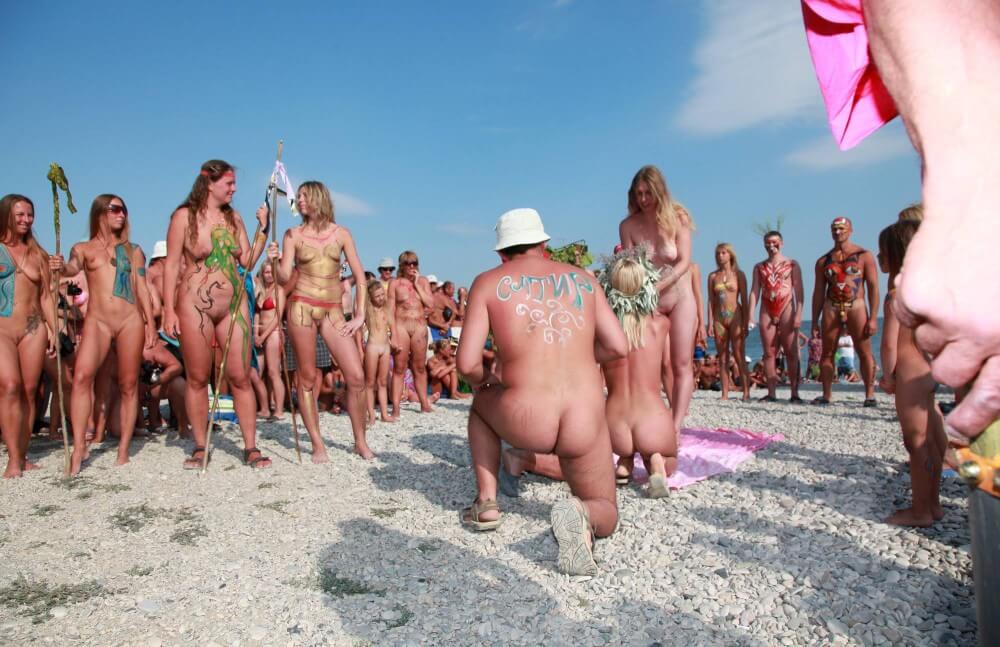 Naturist Boy Sun Warrior pics - Nudism brings joy and pleasure