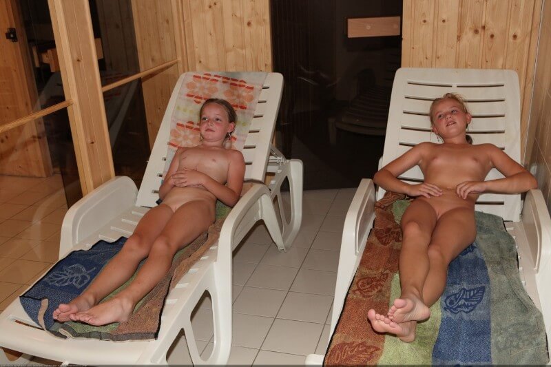Record center relaxation photos - Freedom of choice and honesty are key ideas in naturism and nudism
